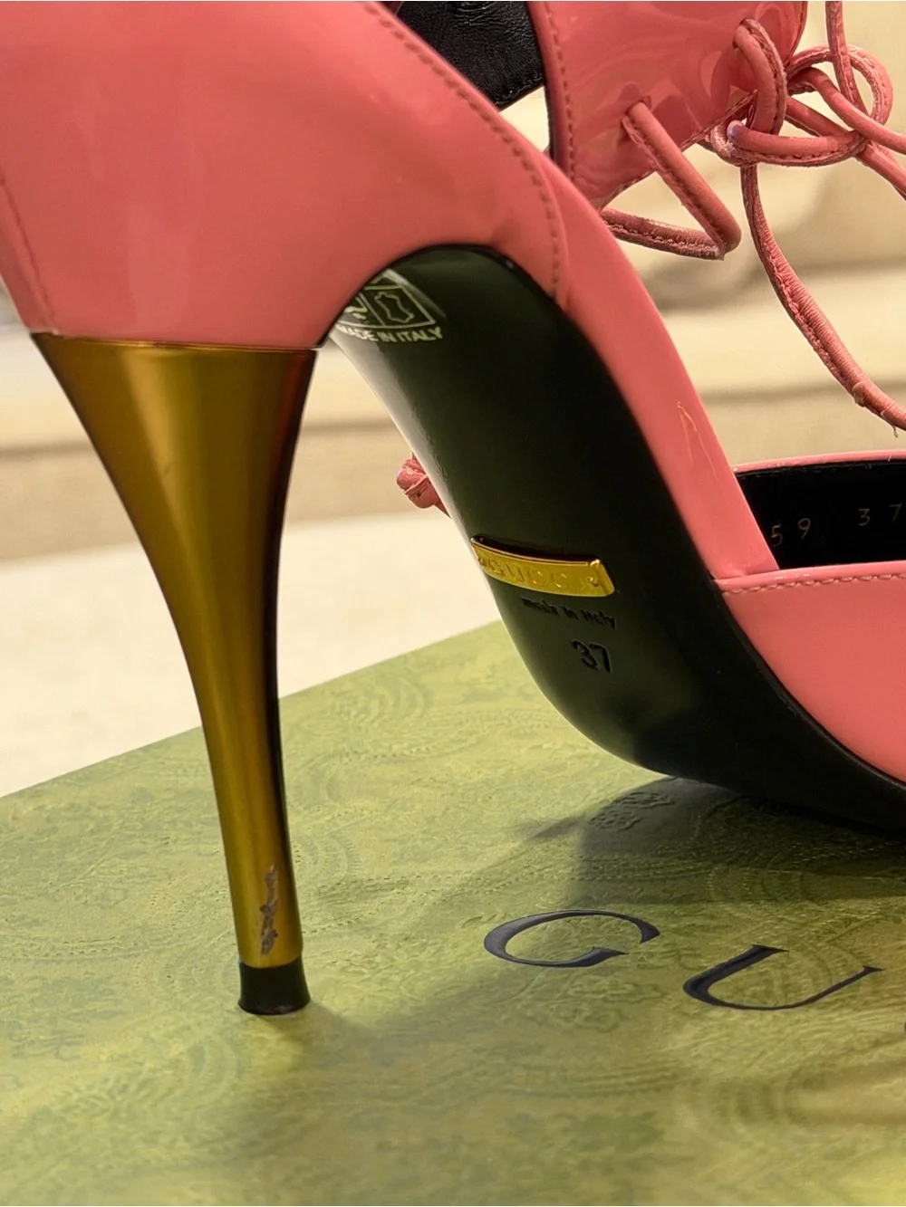Gucci Women’s Pink Priscilla Ankle Cuff Patent Leather Heels Size 37 - Picture 13 of 15
